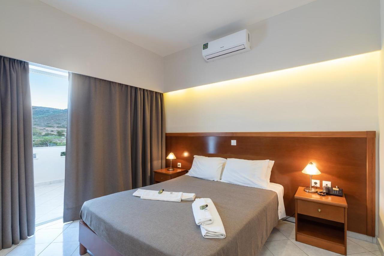 Hiona Holiday Hotel Palekastro Luaran gambar